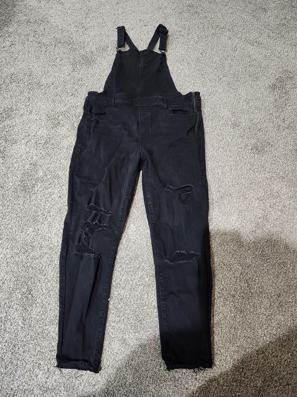 American Eagle Black Distressed Super Stretchy Women's Overalls SZ 18 Long